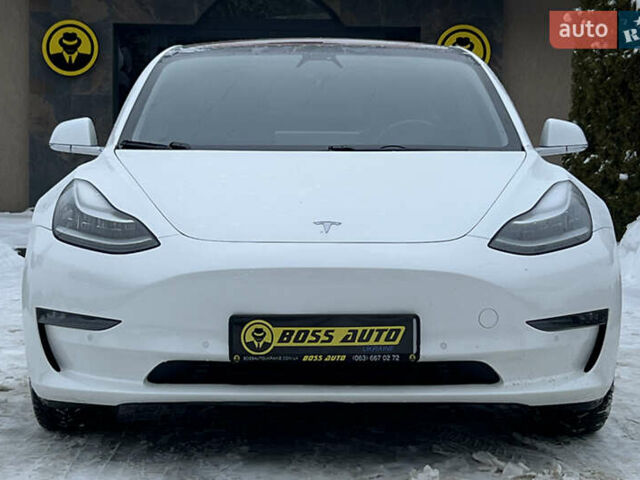 Білий Тесла Модель 3, об'ємом двигуна 0 л та пробігом 165 тис. км за 16500 $, фото 1 на Automoto.ua