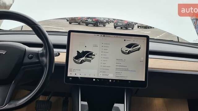 Белый Тесла Модель 3, объемом двигателя 0 л и пробегом 247 тыс. км за 13950 $, фото 20 на Automoto.ua