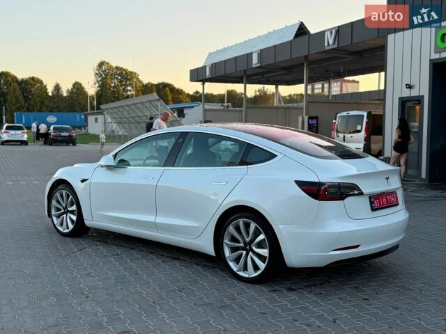 Белый Тесла Модель 3, объемом двигателя 0 л и пробегом 255 тыс. км за 13400 $, фото 7 на Automoto.ua
