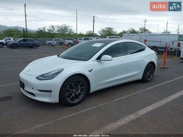 Білий Тесла Модель 3, об'ємом двигуна 0 л та пробігом 66 тис. км за 5800 $, фото 2 на Automoto.ua