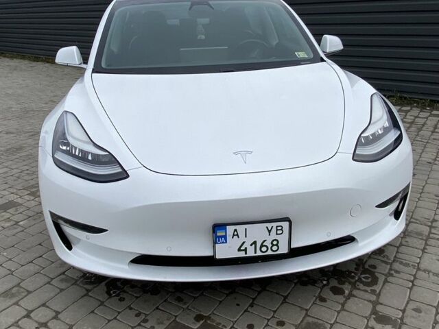 Белый Тесла Модель 3, объемом двигателя 0 л и пробегом 160 тыс. км за 15000 $, фото 4 на Automoto.ua