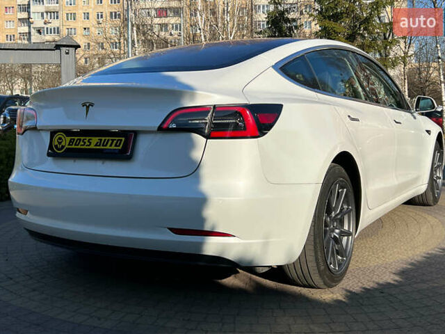 Білий Тесла Модель 3, об'ємом двигуна 0 л та пробігом 120 тис. км за 16800 $, фото 6 на Automoto.ua