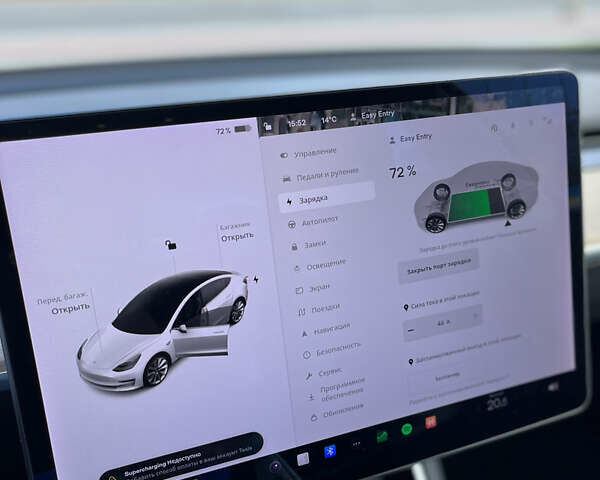 Белый Тесла Модель 3, объемом двигателя 0 л и пробегом 78 тыс. км за 27300 $, фото 25 на Automoto.ua