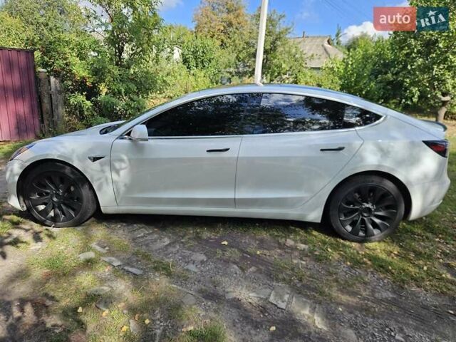 Белый Тесла Модель 3, объемом двигателя 0 л и пробегом 212 тыс. км за 16900 $, фото 27 на Automoto.ua