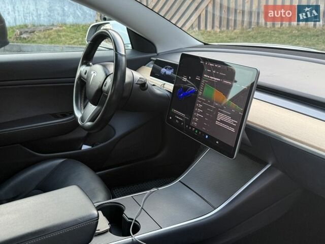 Белый Тесла Модель 3, объемом двигателя 0 л и пробегом 186 тыс. км за 13900 $, фото 36 на Automoto.ua