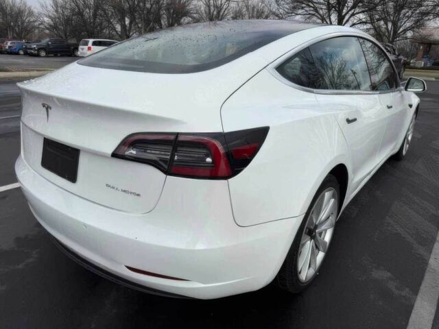 Білий Тесла Модель 3, об'ємом двигуна 0 л та пробігом 43 тис. км за 9000 $, фото 6 на Automoto.ua