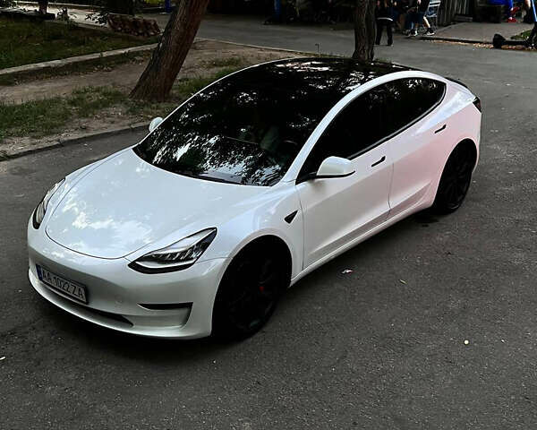 Белый Тесла Модель 3, объемом двигателя 0 л и пробегом 155 тыс. км за 20000 $, фото 8 на Automoto.ua