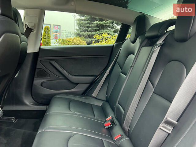 Белый Тесла Модель 3, объемом двигателя 0 л и пробегом 116 тыс. км за 17650 $, фото 18 на Automoto.ua