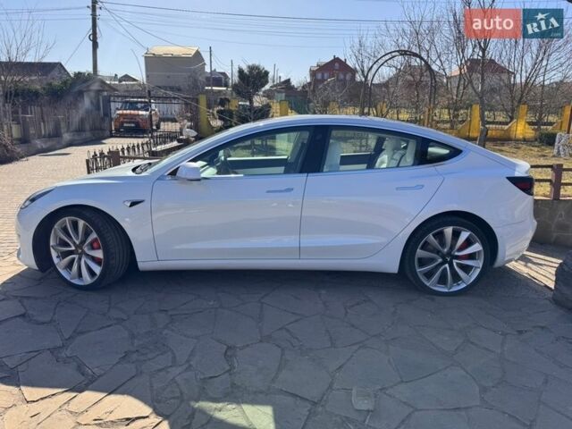 Білий Тесла Модель 3, об'ємом двигуна 0 л та пробігом 79 тис. км за 16000 $, фото 6 на Automoto.ua