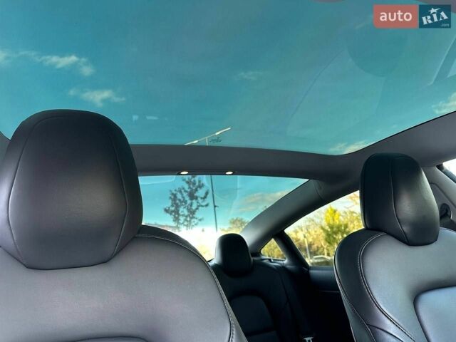 Белый Тесла Модель 3, объемом двигателя 0 л и пробегом 153 тыс. км за 16490 $, фото 13 на Automoto.ua
