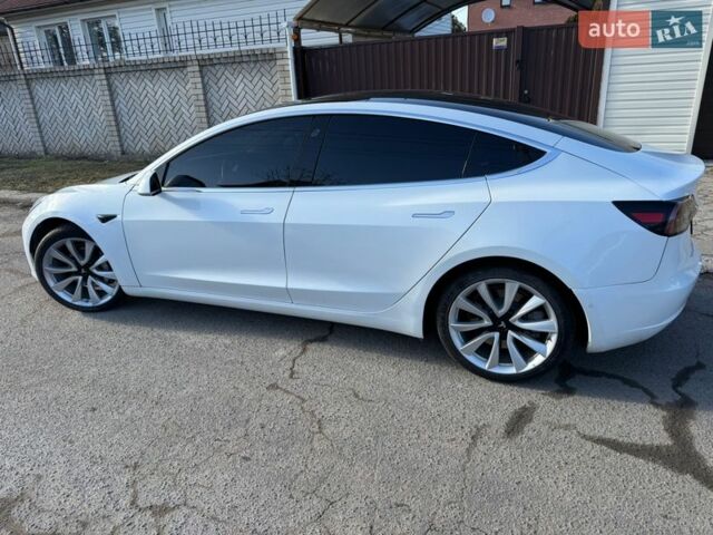 Белый Тесла Модель 3, объемом двигателя 0 л и пробегом 94 тыс. км за 15400 $, фото 5 на Automoto.ua