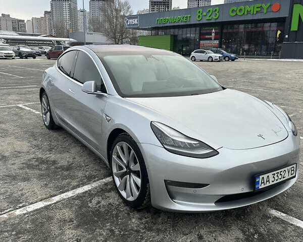 Белый Тесла Модель 3, объемом двигателя 0 л и пробегом 108 тыс. км за 17500 $, фото 21 на Automoto.ua