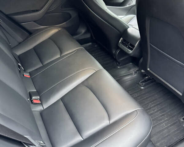 Белый Тесла Модель 3, объемом двигателя 0 л и пробегом 60 тыс. км за 17000 $, фото 7 на Automoto.ua