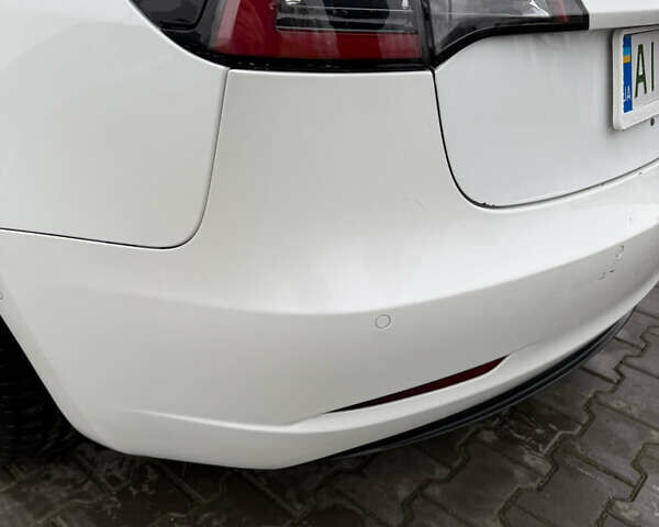 Білий Тесла Модель 3, об'ємом двигуна 0 л та пробігом 144 тис. км за 15500 $, фото 12 на Automoto.ua