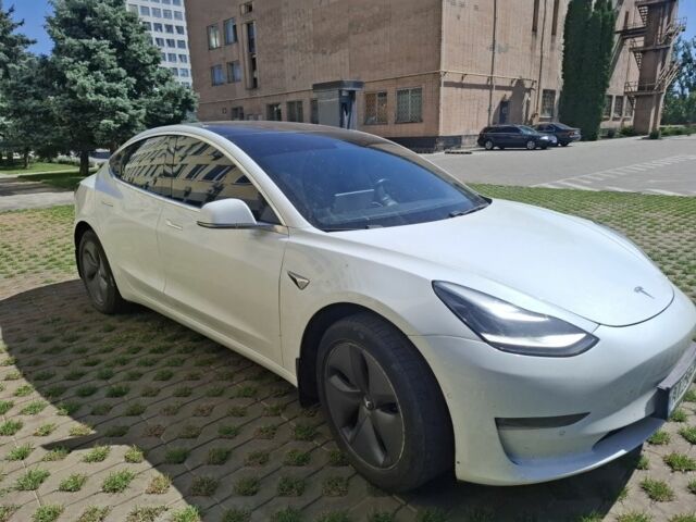 Білий Тесла Модель 3, об'ємом двигуна 0 л та пробігом 90 тис. км за 17507 $, фото 8 на Automoto.ua