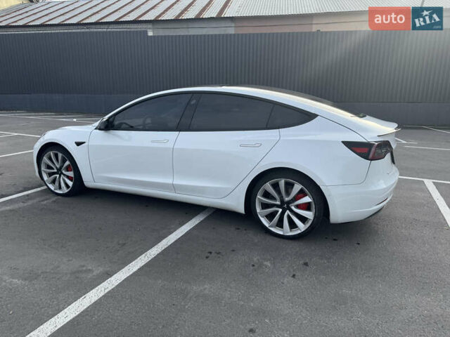 Белый Тесла Модель 3, объемом двигателя 0 л и пробегом 299 тыс. км за 16000 $, фото 5 на Automoto.ua