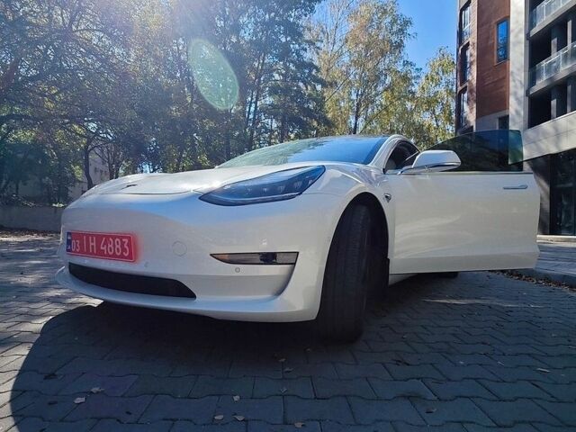 Білий Тесла Модель 3, об'ємом двигуна 0 л та пробігом 233 тис. км за 16800 $, фото 2 на Automoto.ua
