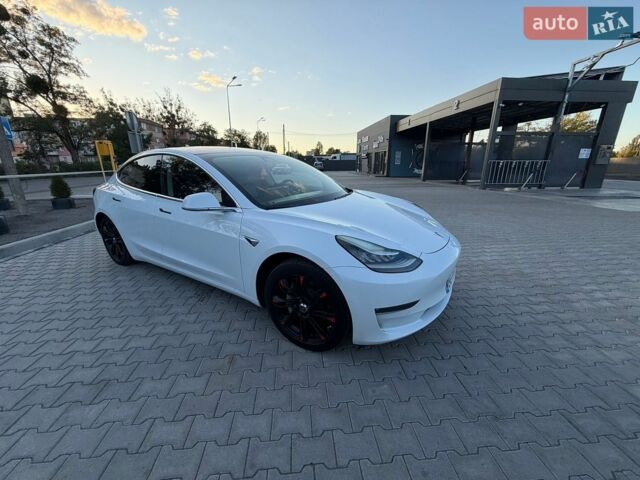 Белый Тесла Модель 3, объемом двигателя 0 л и пробегом 240 тыс. км за 18000 $, фото 12 на Automoto.ua