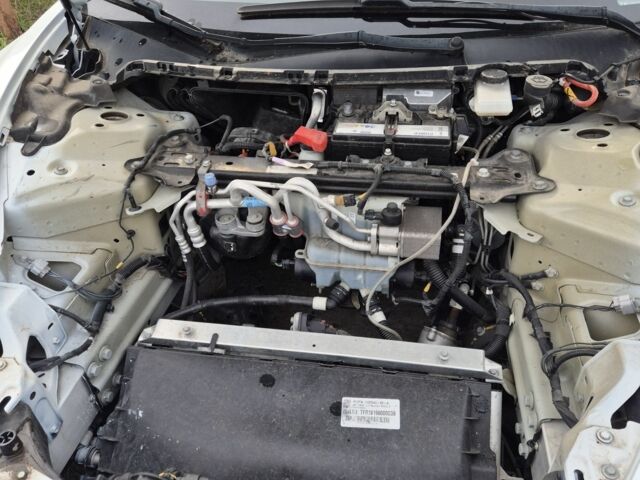 Білий Тесла Модель 3, об'ємом двигуна 0 л та пробігом 48 тис. км за 11800 $, фото 7 на Automoto.ua