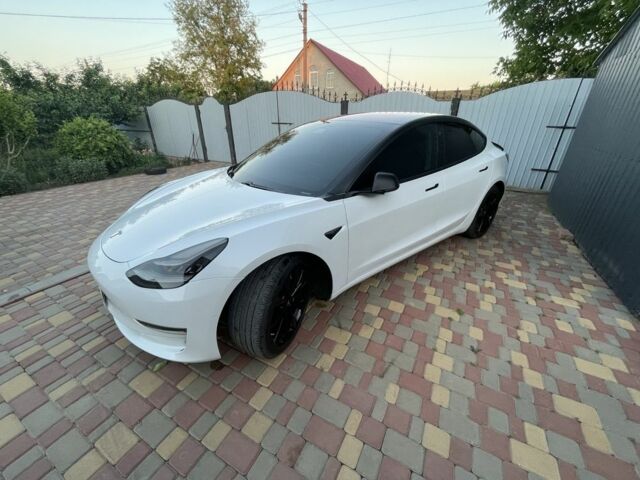 Белый Тесла Модель 3, объемом двигателя 0 л и пробегом 92 тыс. км за 19000 $, фото 14 на Automoto.ua