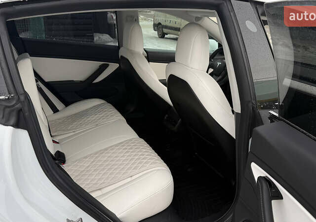 Білий Тесла Модель 3, об'ємом двигуна 0 л та пробігом 100 тис. км за 16500 $, фото 9 на Automoto.ua