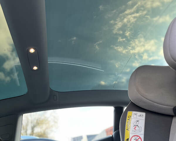 Белый Тесла Модель 3, объемом двигателя 0 л и пробегом 78 тыс. км за 27300 $, фото 28 на Automoto.ua