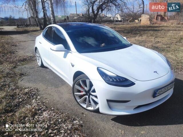Білий Тесла Модель 3, об'ємом двигуна 0 л та пробігом 51 тис. км за 18500 $, фото 14 на Automoto.ua