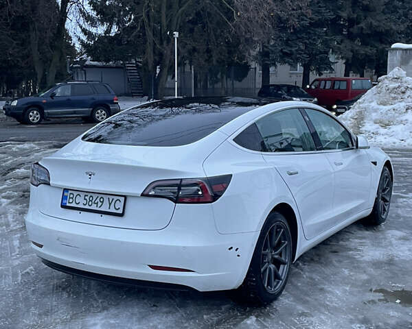 Білий Тесла Модель 3, об'ємом двигуна 0 л та пробігом 212 тис. км за 14250 $, фото 6 на Automoto.ua