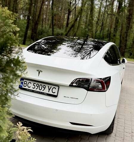 Тесла Модель 3 2018 у Львові на Automoto.ua Білий Тесла Модель 3, об'ємом двигуна 0 л та пробігом 60 тис. км за 17700 $, фото 7 на Automoto.ua