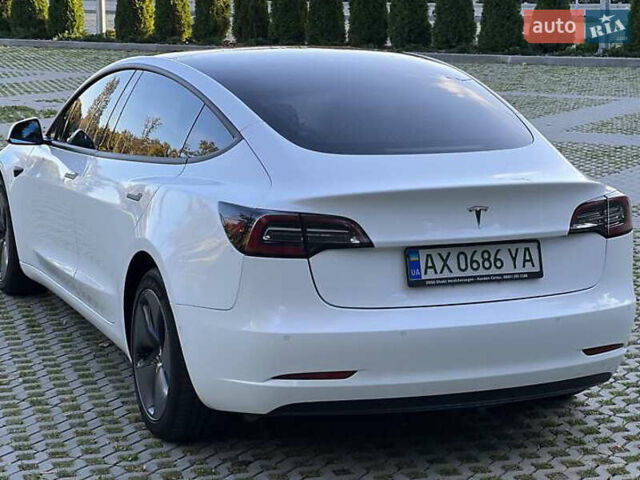 Білий Тесла Модель 3, об'ємом двигуна 0 л та пробігом 89 тис. км за 15000 $, фото 7 на Automoto.ua