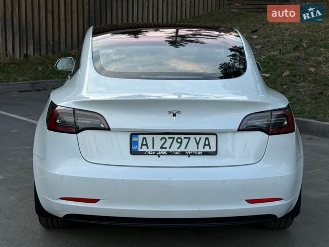 Белый Тесла Модель 3, объемом двигателя 0 л и пробегом 186 тыс. км за 13900 $, фото 16 на Automoto.ua