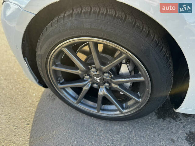 Белый Тесла Модель 3, объемом двигателя 0 л и пробегом 92 тыс. км за 16499 $, фото 22 на Automoto.ua