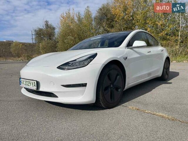 Белый Тесла Модель 3, объемом двигателя 0 л и пробегом 128 тыс. км за 16999 $, фото 3 на Automoto.ua