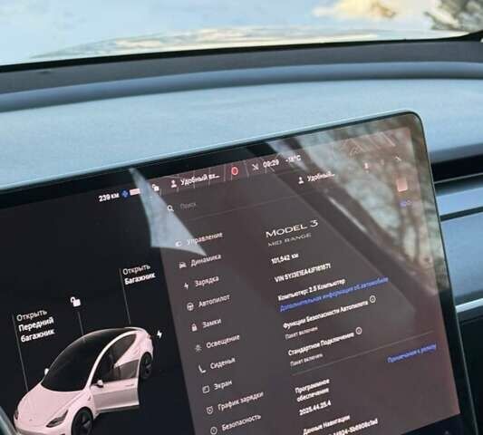 Білий Тесла Модель 3, об'ємом двигуна 0 л та пробігом 101 тис. км за 15700 $, фото 12 на Automoto.ua