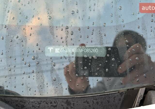 Білий Тесла Модель 3, об'ємом двигуна 0 л та пробігом 143 тис. км за 16700 $, фото 15 на Automoto.ua