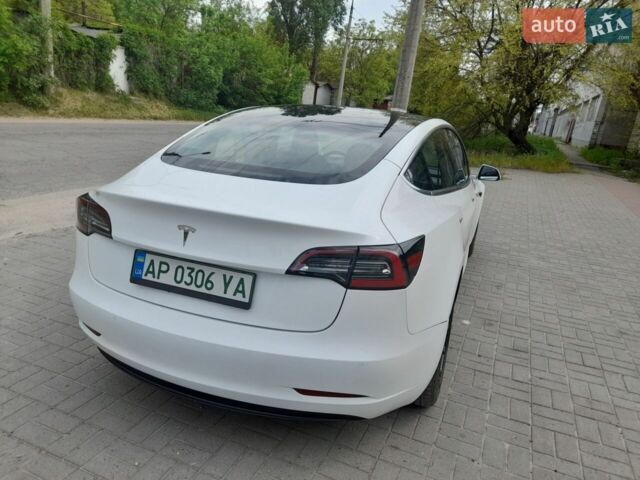 Белый Тесла Модель 3, объемом двигателя 0 л и пробегом 84 тыс. км за 17800 $, фото 6 на Automoto.ua