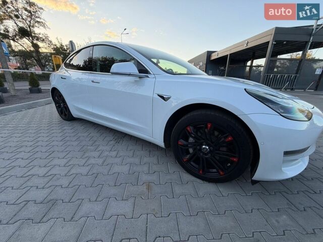 Белый Тесла Модель 3, объемом двигателя 0 л и пробегом 240 тыс. км за 18000 $, фото 20 на Automoto.ua