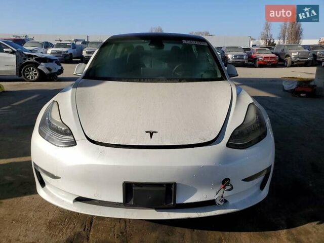 Білий Тесла Модель 3, об'ємом двигуна 0 л та пробігом 70 тис. км за 5000 $, фото 4 на Automoto.ua
