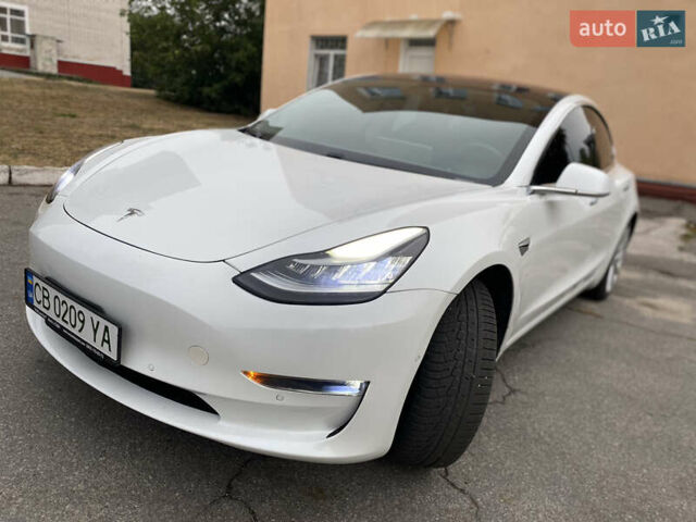 Білий Тесла Модель 3, об'ємом двигуна 0 л та пробігом 57 тис. км за 18850 $, фото 7 на Automoto.ua