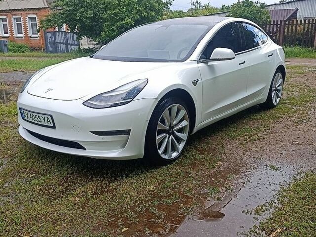 Білий Тесла Модель 3, об'ємом двигуна 0 л та пробігом 119 тис. км за 15250 $, фото 10 на Automoto.ua