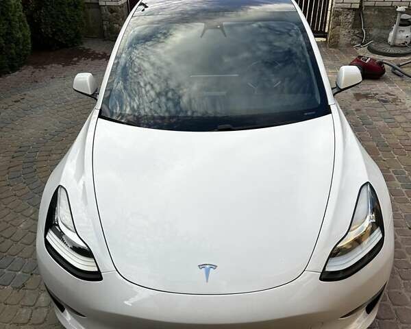 Тесла Модель 3 2018 у Львові на Automoto.ua Білий Тесла Модель 3, об'ємом двигуна 0 л та пробігом 119 тис. км за 18300 $, фото 8 на Automoto.ua