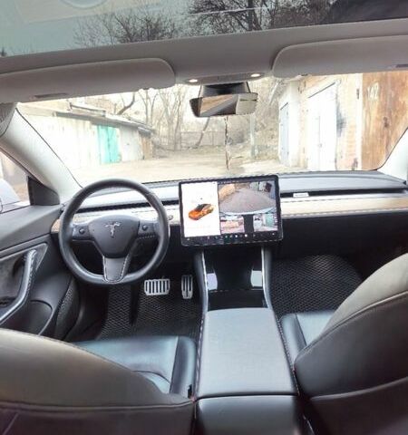 Білий Тесла Модель 3, об'ємом двигуна 0 л та пробігом 160 тис. км за 17000 $, фото 27 на Automoto.ua