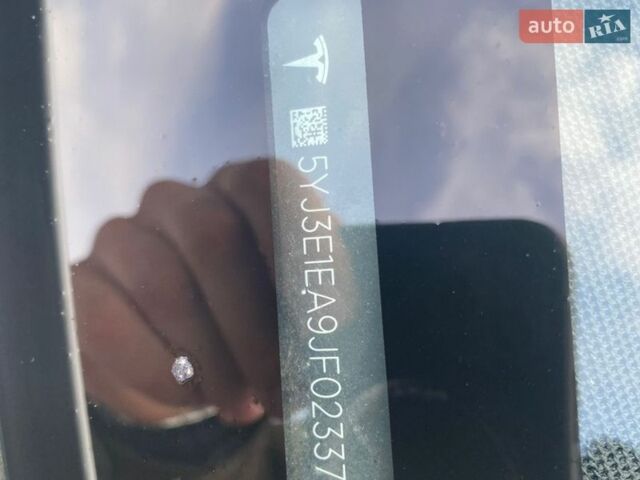 Белый Тесла Модель 3, объемом двигателя 0 л и пробегом 150 тыс. км за 16299 $, фото 8 на Automoto.ua