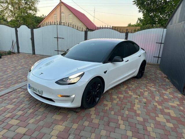 Белый Тесла Модель 3, объемом двигателя 0 л и пробегом 92 тыс. км за 19000 $, фото 4 на Automoto.ua
