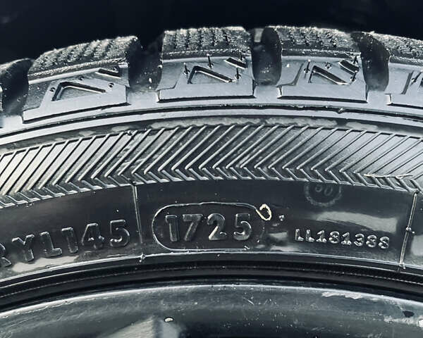 Білий Тесла Модель 3, об'ємом двигуна 0 л та пробігом 172 тис. км за 16500 $, фото 28 на Automoto.ua