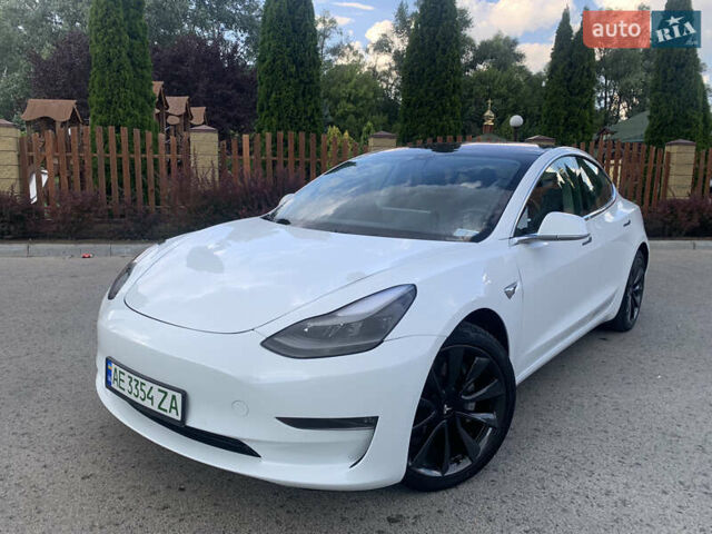 Білий Тесла Модель 3, об'ємом двигуна 0 л та пробігом 47 тис. км за 18300 $, фото 9 на Automoto.ua