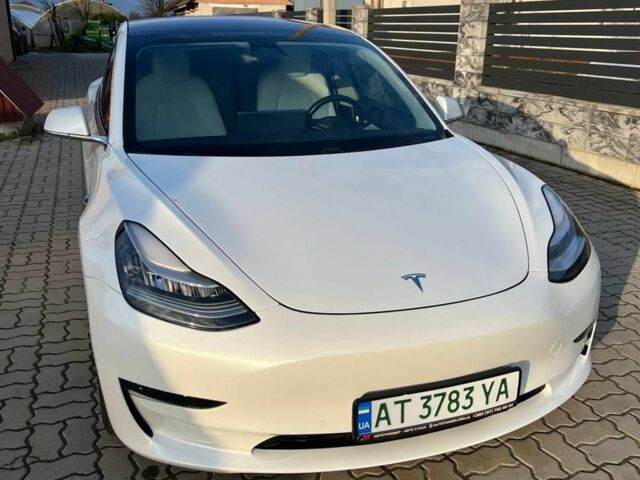 Белый Тесла Модель 3, объемом двигателя 0 л и пробегом 80 тыс. км за 19350 $, фото 6 на Automoto.ua