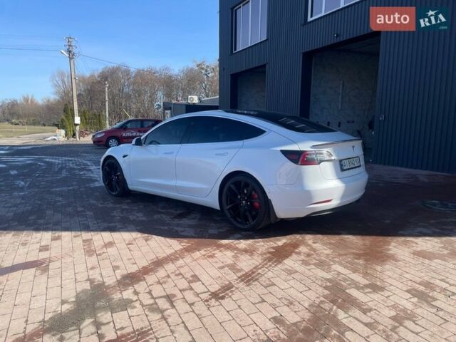 Белый Тесла Модель 3, объемом двигателя 0 л и пробегом 290 тыс. км за 16200 $, фото 5 на Automoto.ua