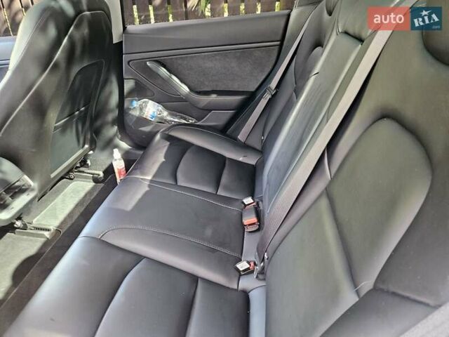 Белый Тесла Модель 3, объемом двигателя 0 л и пробегом 212 тыс. км за 16900 $, фото 18 на Automoto.ua
