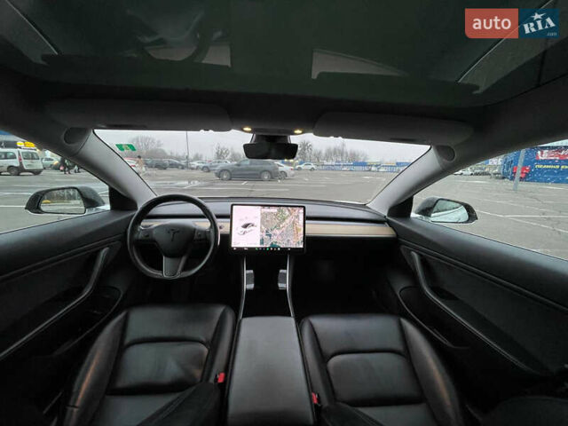 Белый Тесла Модель 3, объемом двигателя 0 л и пробегом 196 тыс. км за 15500 $, фото 13 на Automoto.ua